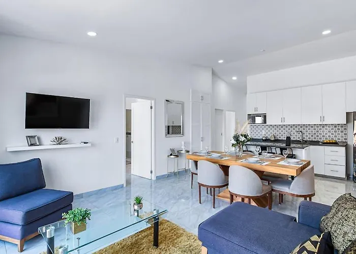 Morgan Residences 607a @ Boutique With Pool, Gym, * Cabo San Lucas