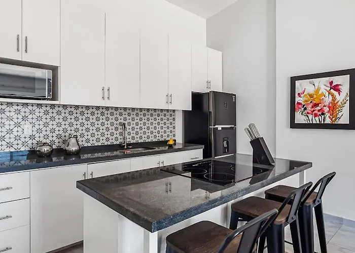 Ferienhaus Morgan Residences 607a @ Boutique With Pool, Gym, Cabo San Lucas
