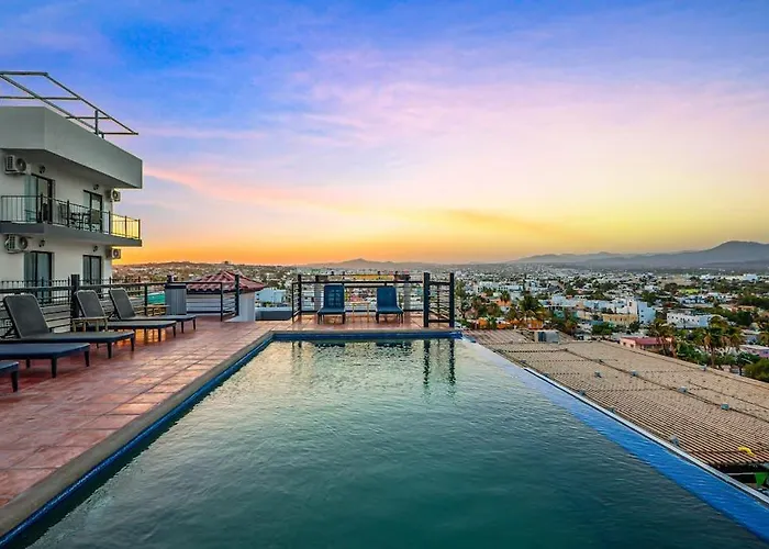 Morgan Residences 607a @ Boutique With Pool, Gym, Ferienhaus Cabo San Lucas